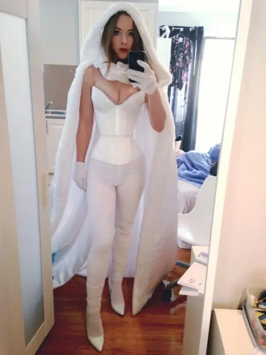 cosplayer