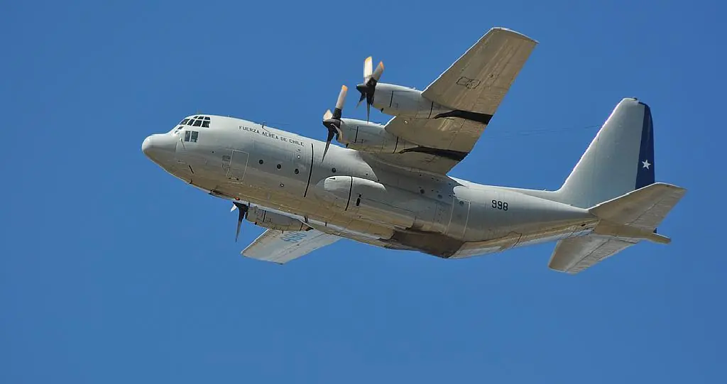 ENAER y Lockheed Martin para fabricación de piezas del C-130