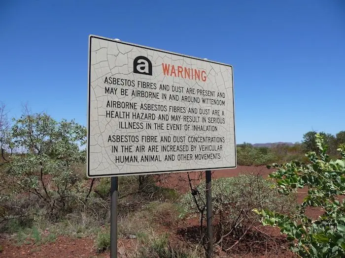Lugares destruidos y abandonados por el hombre