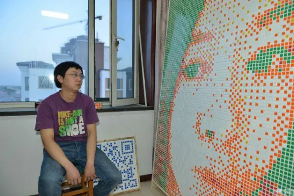 [Seguro era TaringO]Hizo retrato con Rubik, ella lo rechazó