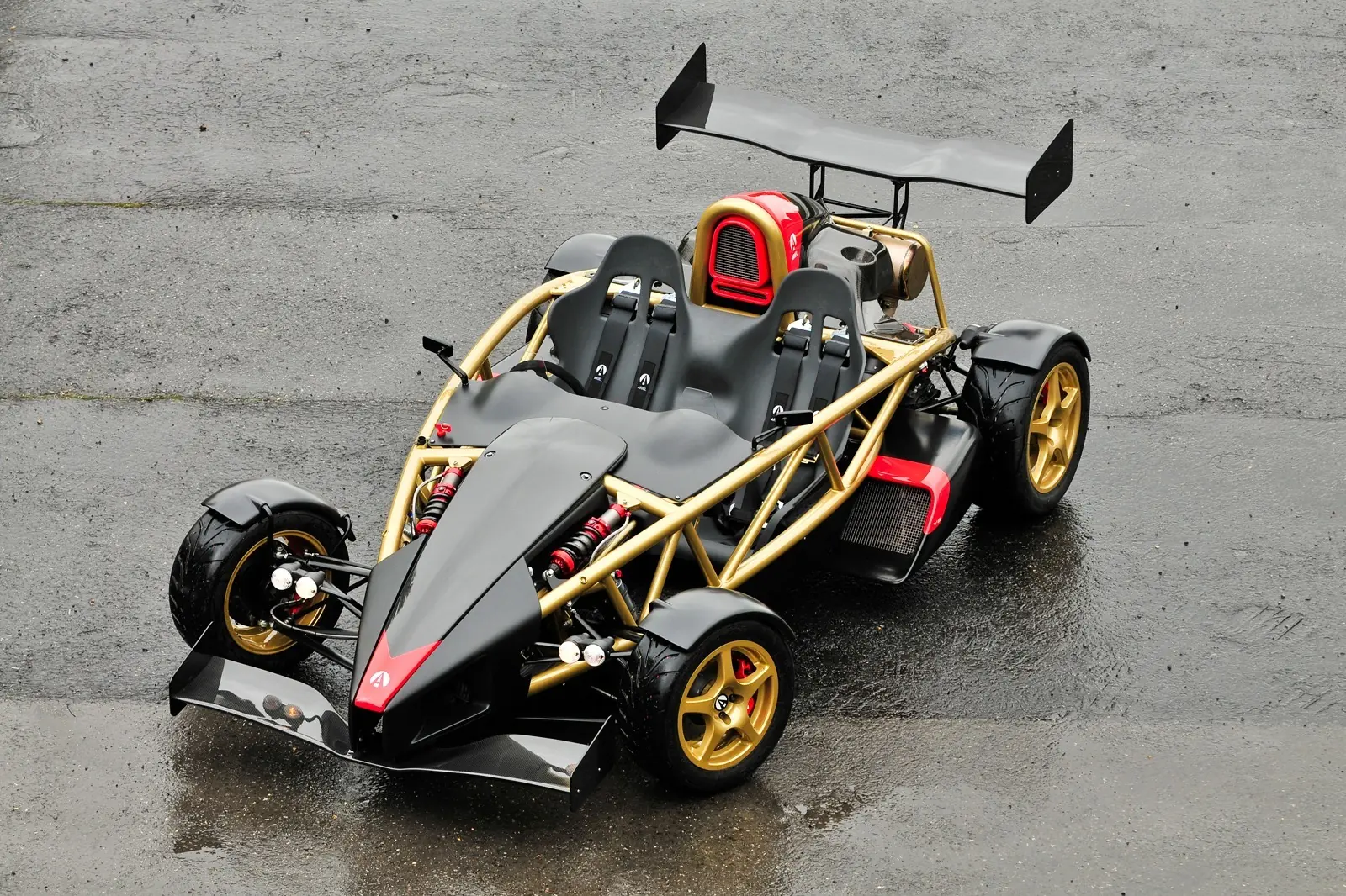 video de ariel atom