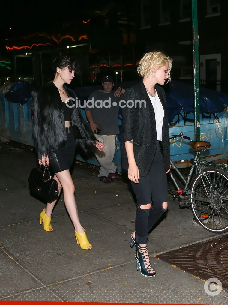 Kristen Stewart, a besos con la ex de Cara Delevigne