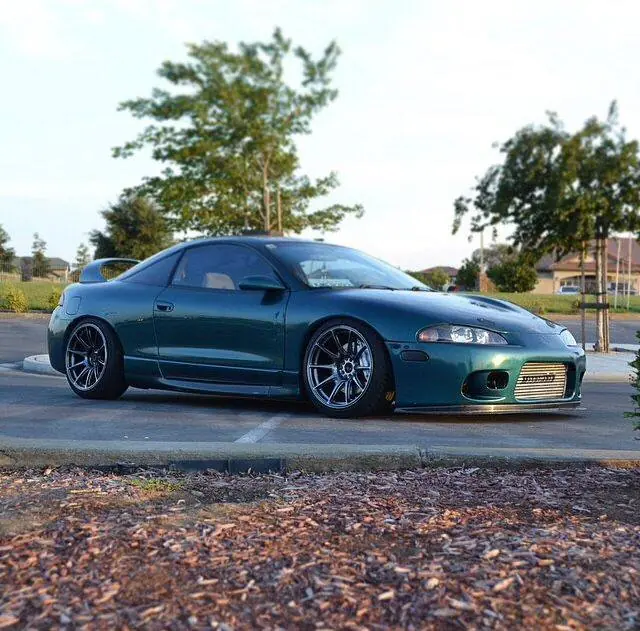 +5 si te gusta el Mitsubishi Eclipse