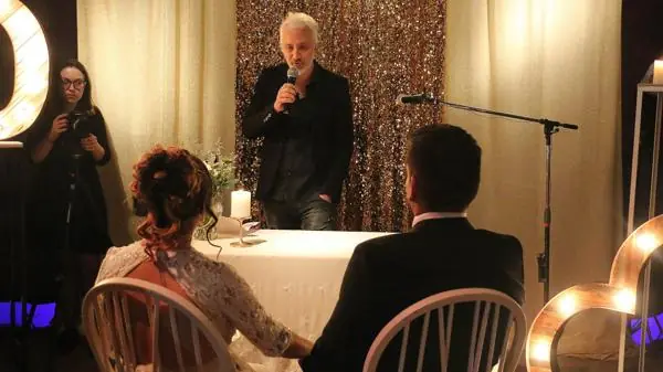 Le propuso casamiento cuando se entero que tenia cancer