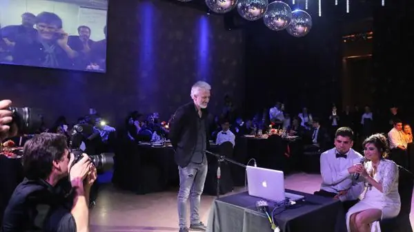 Le propuso casamiento cuando se entero que tenia cancer Le propuso casamiento cuando se entero que tenia cancer