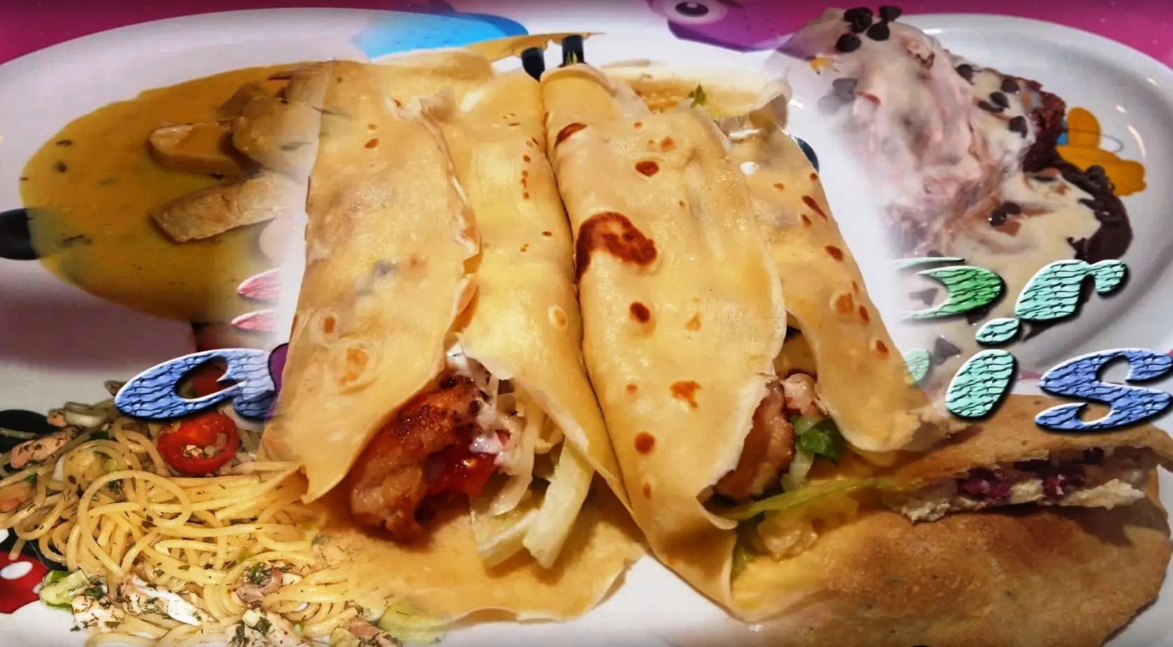 Mira! Crepes De Pollo Con Salsa De Yogurt (Deliciosos)