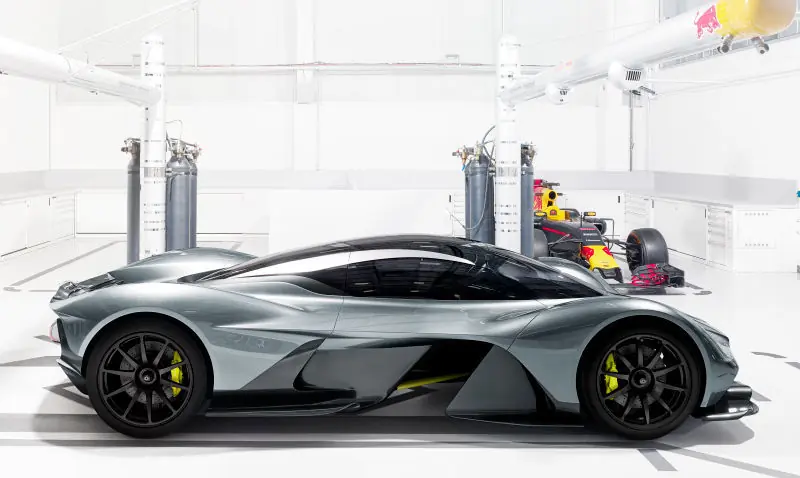 El nuevo Aston Martin AM-RB 001 una bestia salida del futuro El nuevo Aston Martin AM-RB 001 una bestia salida del futuro