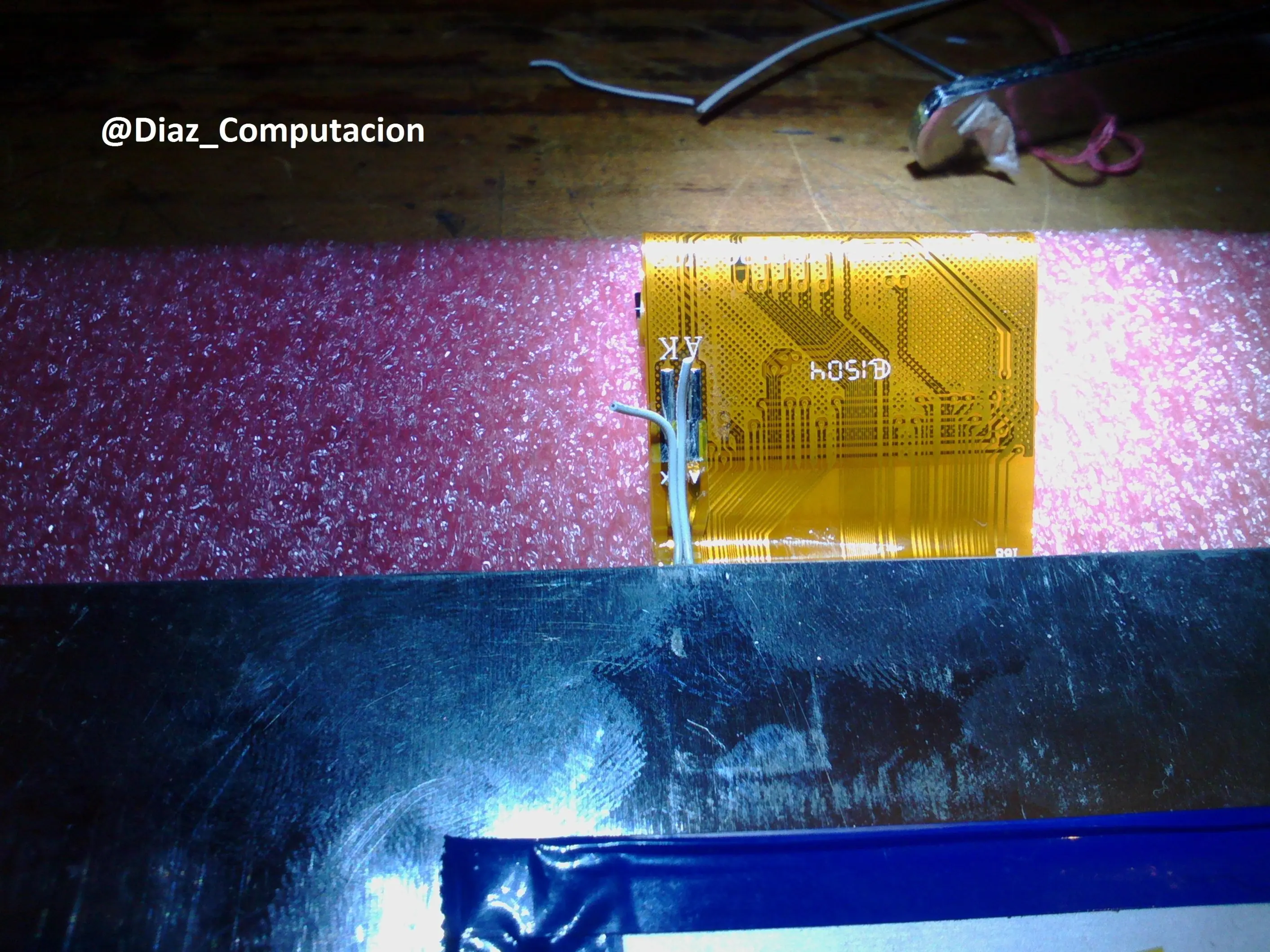 Como reparar el flex de iluminación de una tablet