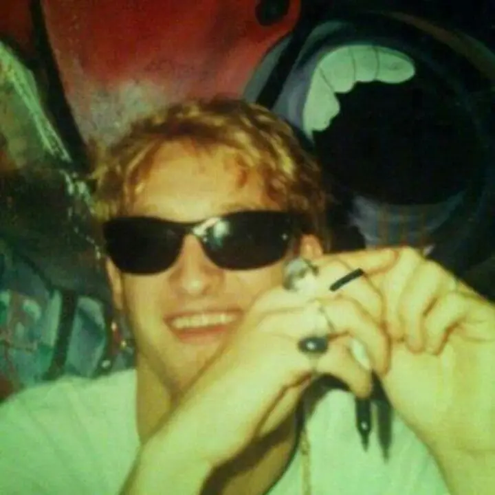 1990 1990