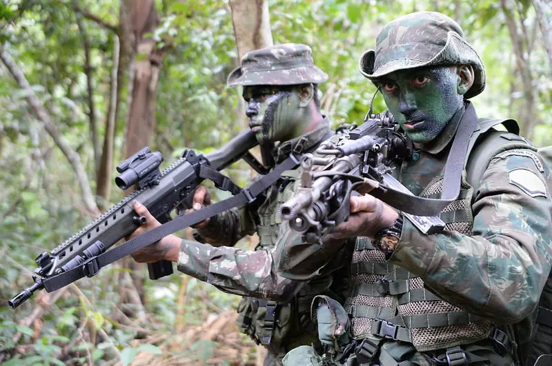 militar