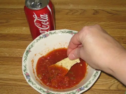 10 Cosas que puedes hacer con una coca cola