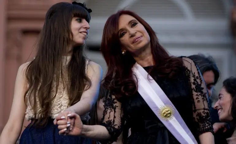 Flor K destroza la mentira de Infobae y denuncia a Macri