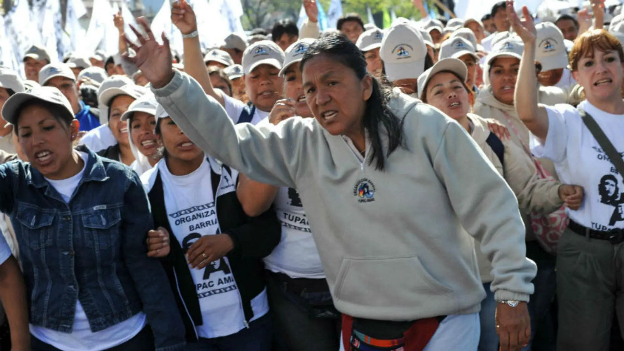 Milf y millonaria - vive en el penal