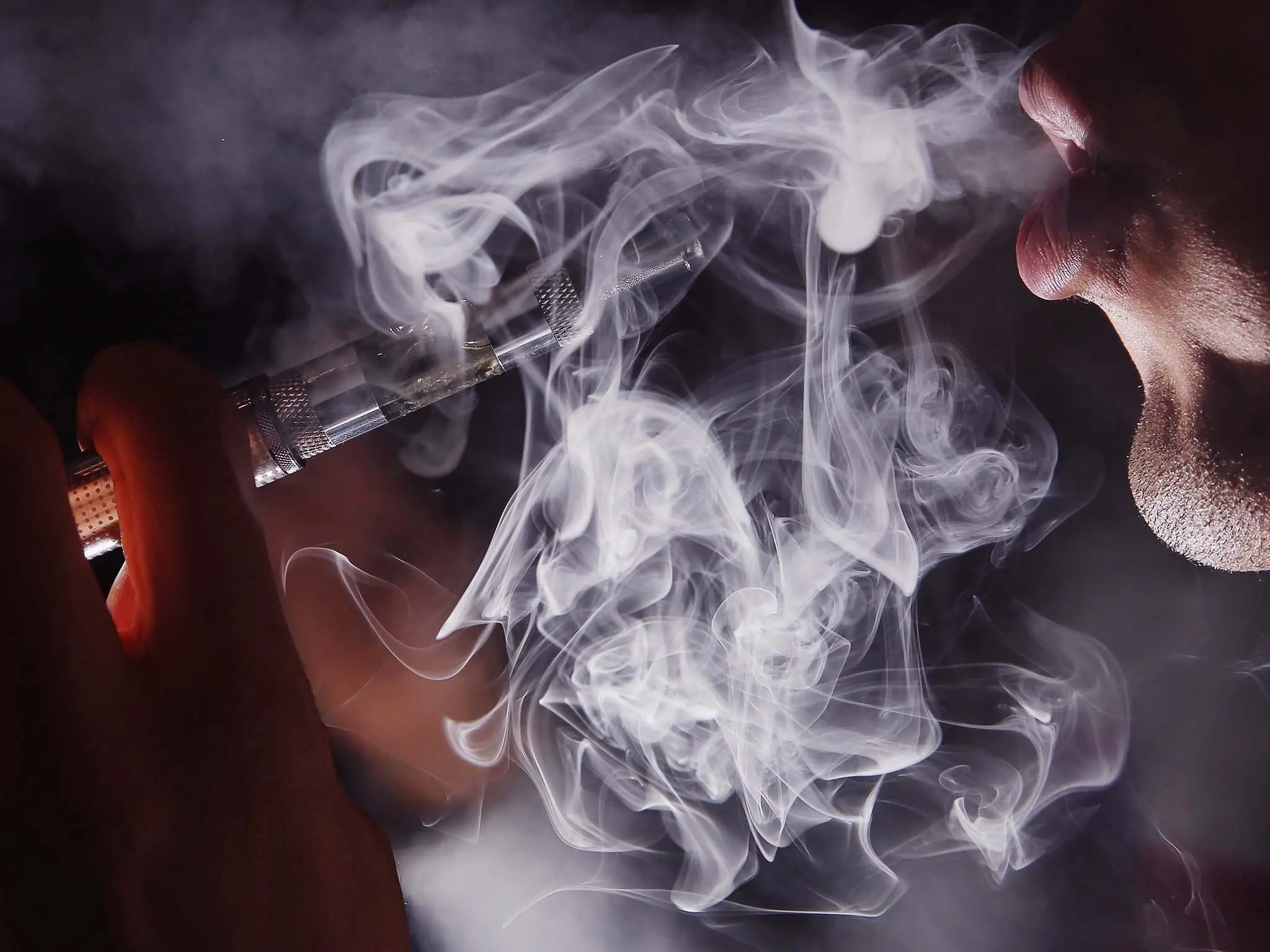Queres dejar de fumar fumando , pasate .
