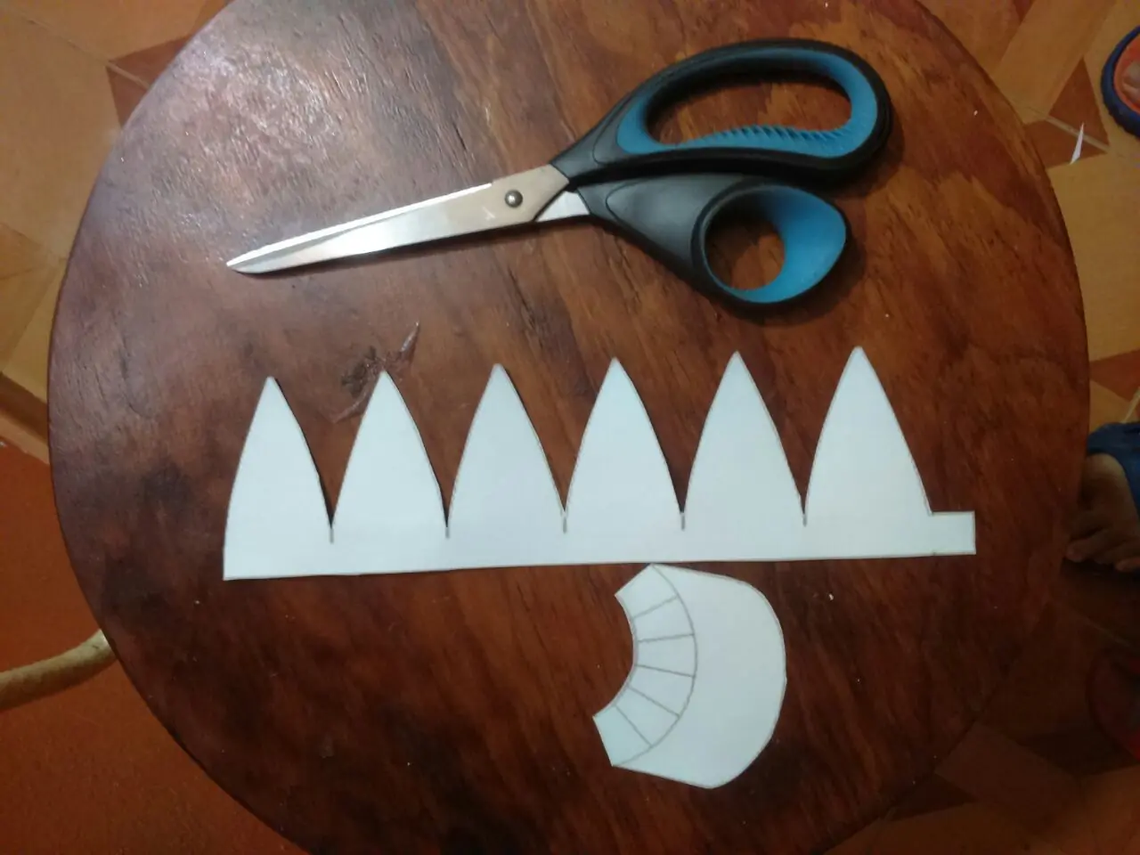 Te enseño a hacer una gorrita Lamberty