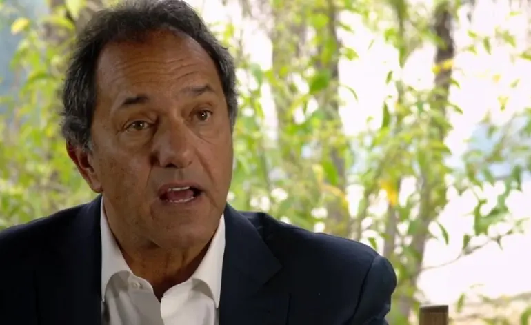 Lic. Daniel Scioli : El documental de un héroe
