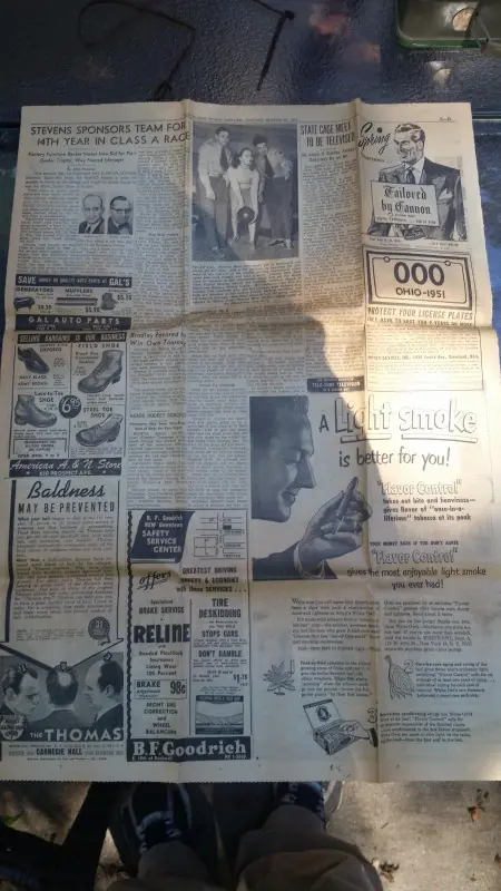 Encuentran cajita de metal de hace 70 años llena de efectivo