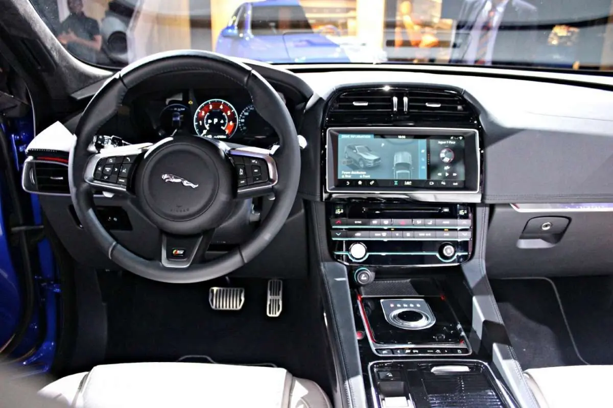 Jaguar F-Pace: todos los detalles de la nueva SUV