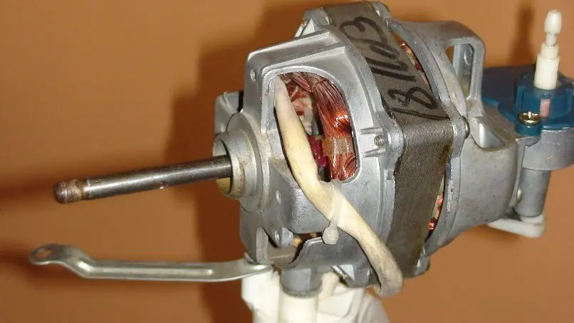 Como hacer mantenimiento a un ventilador de mesa