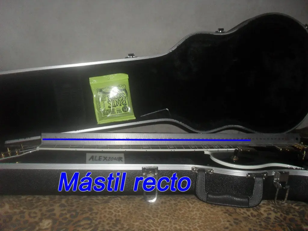 (IC) Afinación Calibración de guitarras (Propio)