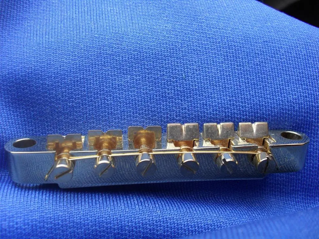 (IC) Afinación Calibración de guitarras (Propio)
