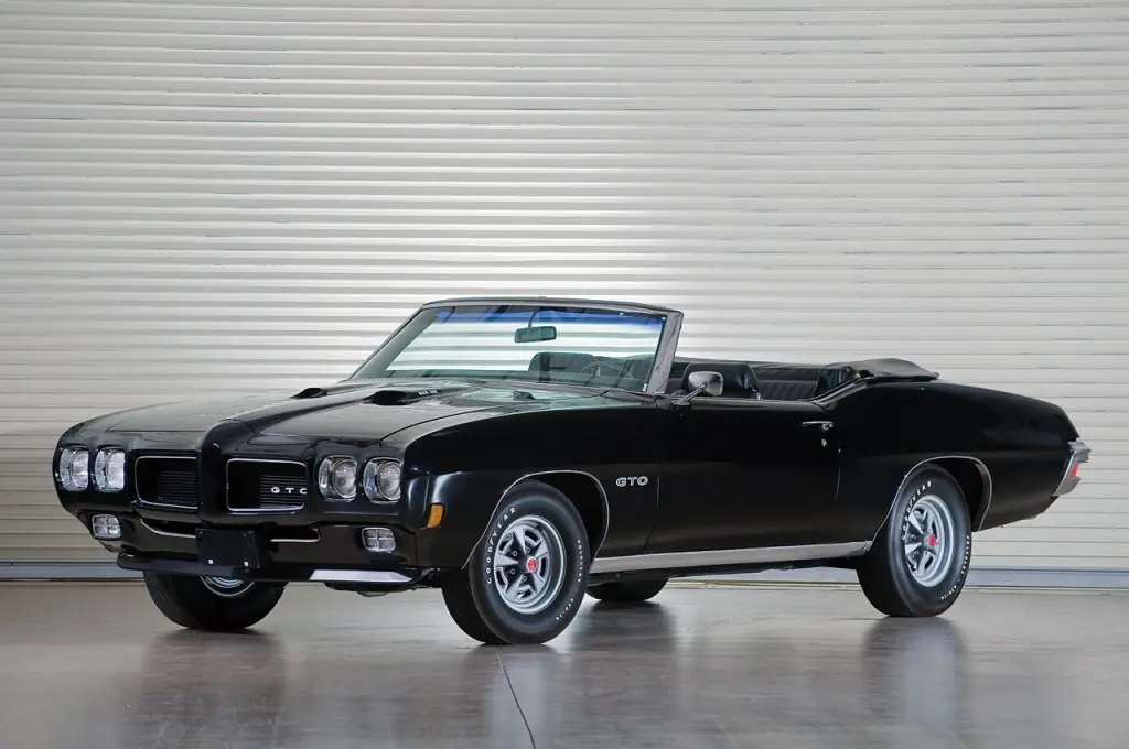 +5 si te gusta el clasico Pontiac GTO