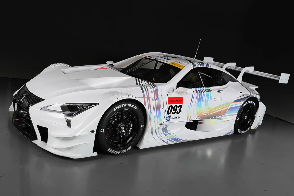 Lexus convierte su LC500 Super GT en un auto de carreras