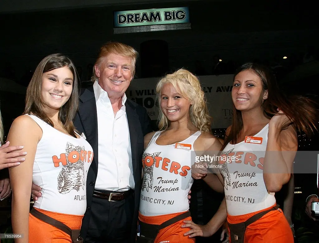 Hillary-Trump? No: Porno con o sin Condon: Esto se vota Hoy