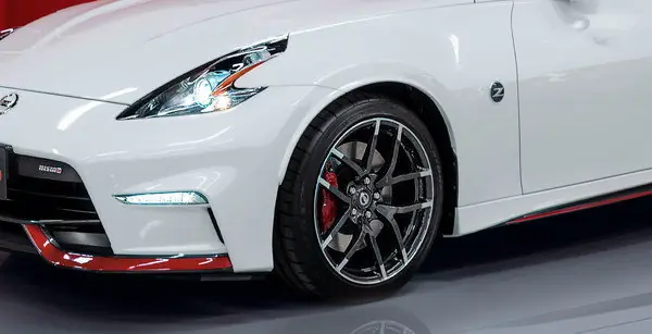 imagenes del Nissan 370Z: el hermano menor del GT-R