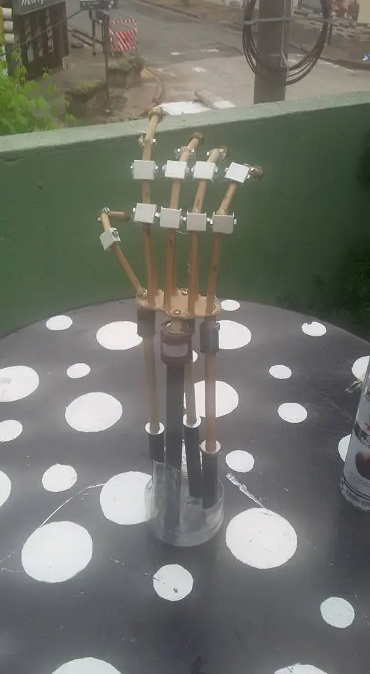 hice mi brazo terminator t800 y lo muestro