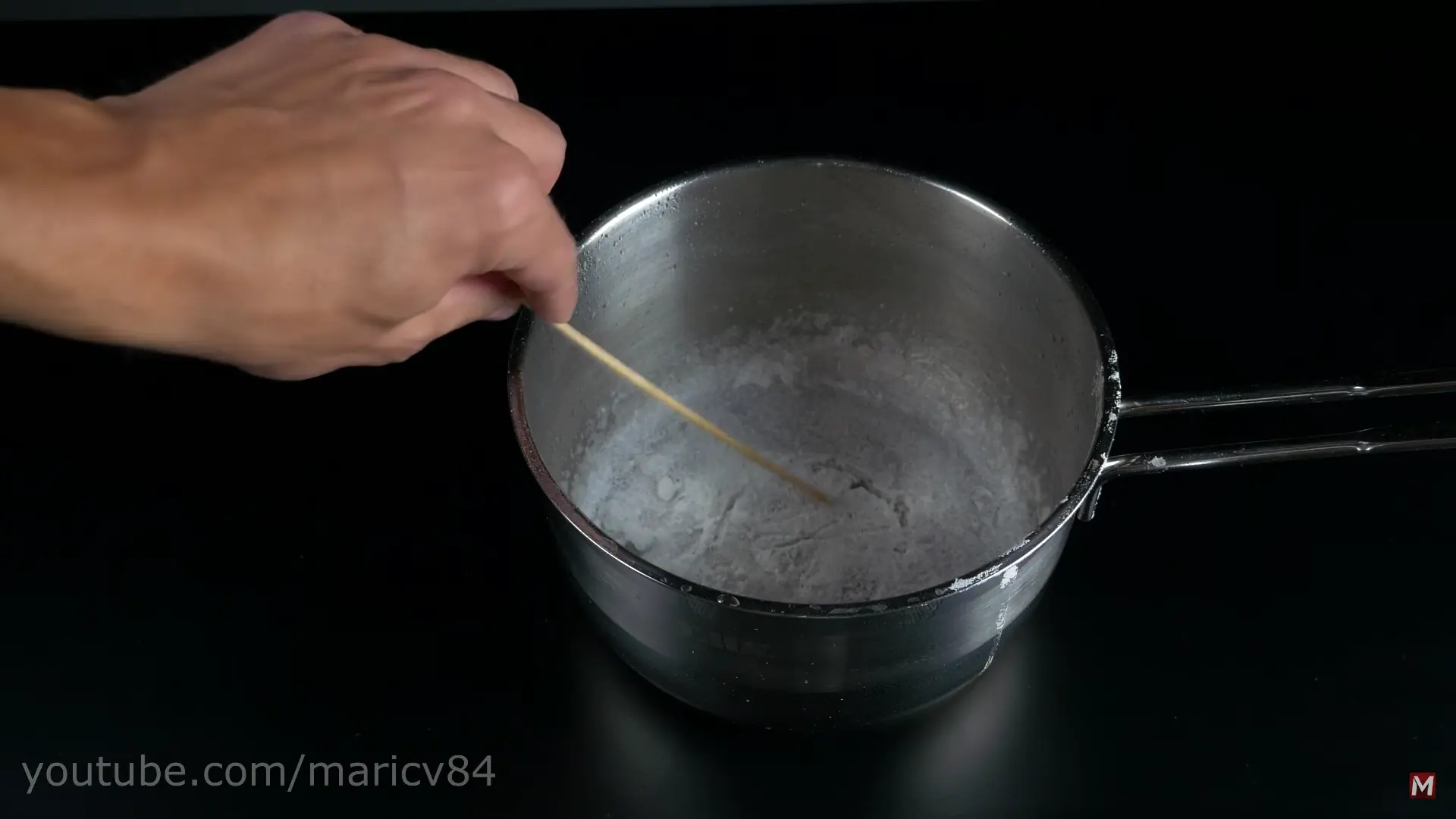 Sabes lo que es el hielo caliente? aprende hacerlo en casa Sabes lo que es el hielo caliente? aprende hacerlo en casa