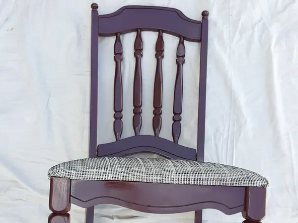 Cómo restaurar una silla del comedor