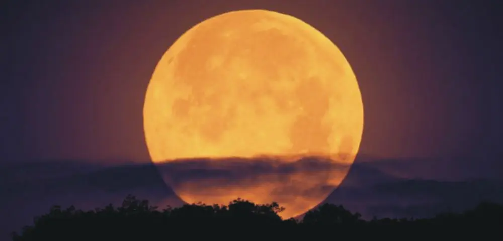 luna gigante hoy