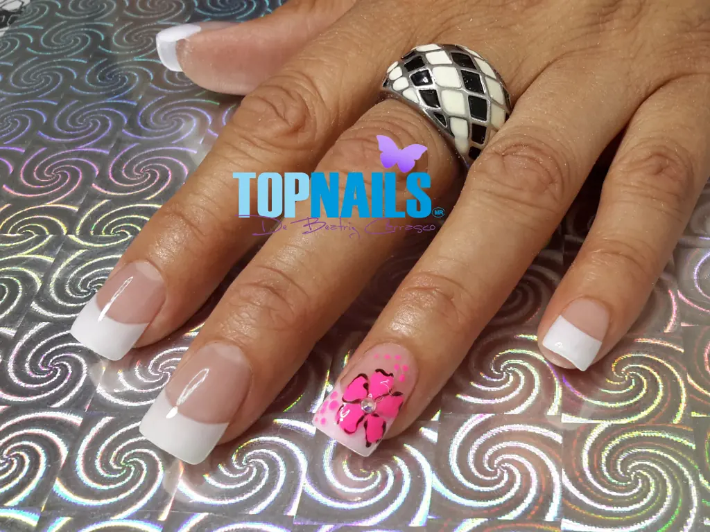 YArtNailsY YArtNailsY