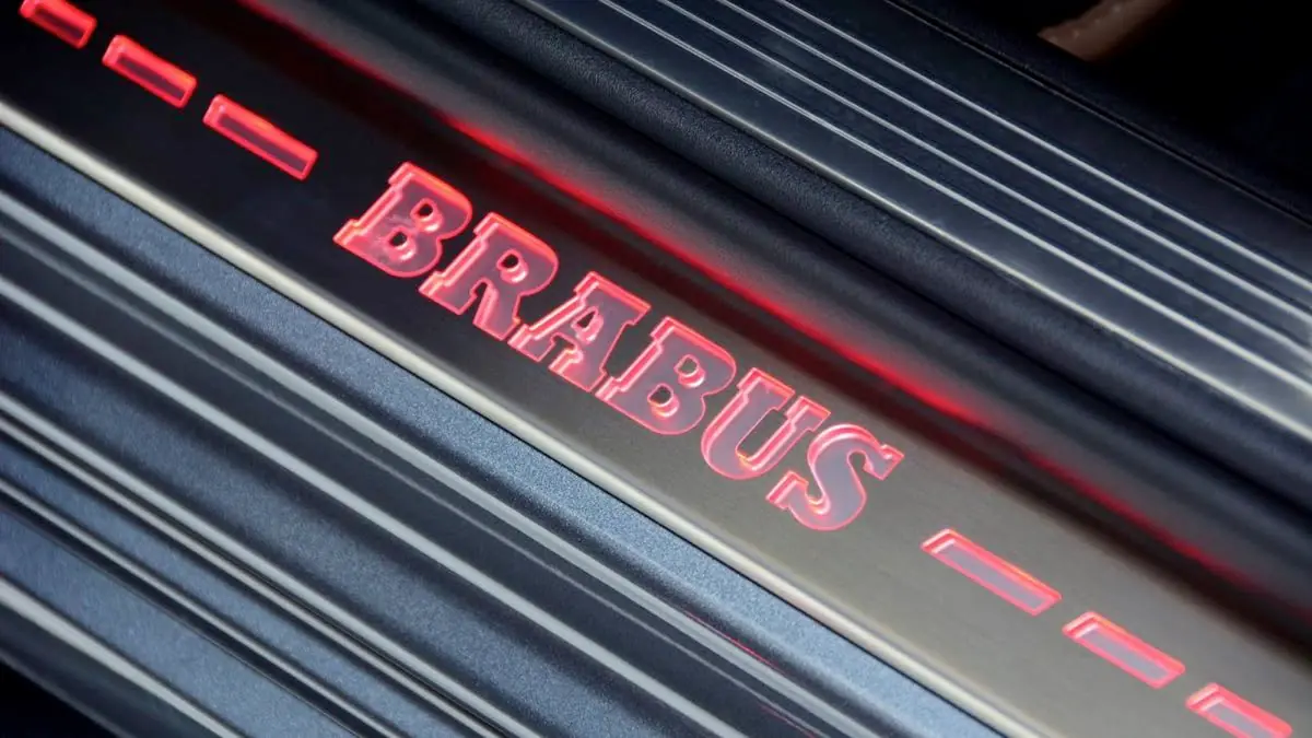 Mercedes Clase S modificado por Brabus: 900cv y 1.500 Nm