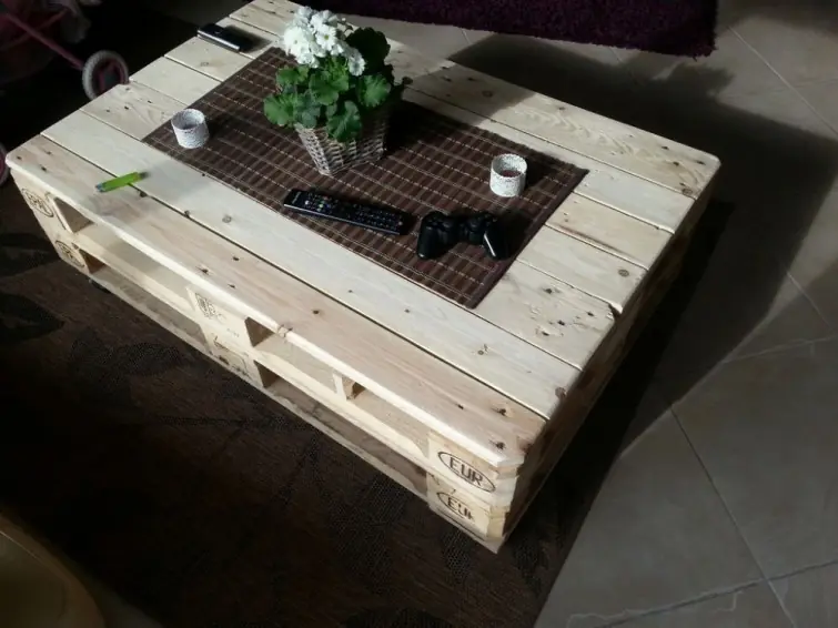 Mesa multifuncional elevable [inteligencia colectiva]