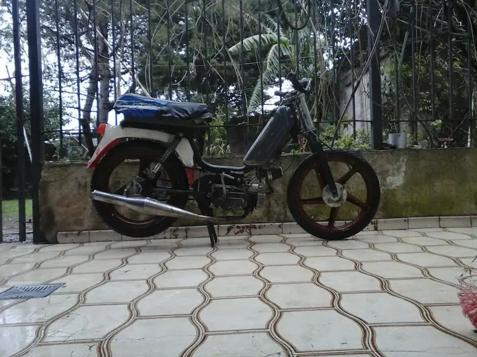 Restauré un ciclomotor y te lo re muestro bestia neutral