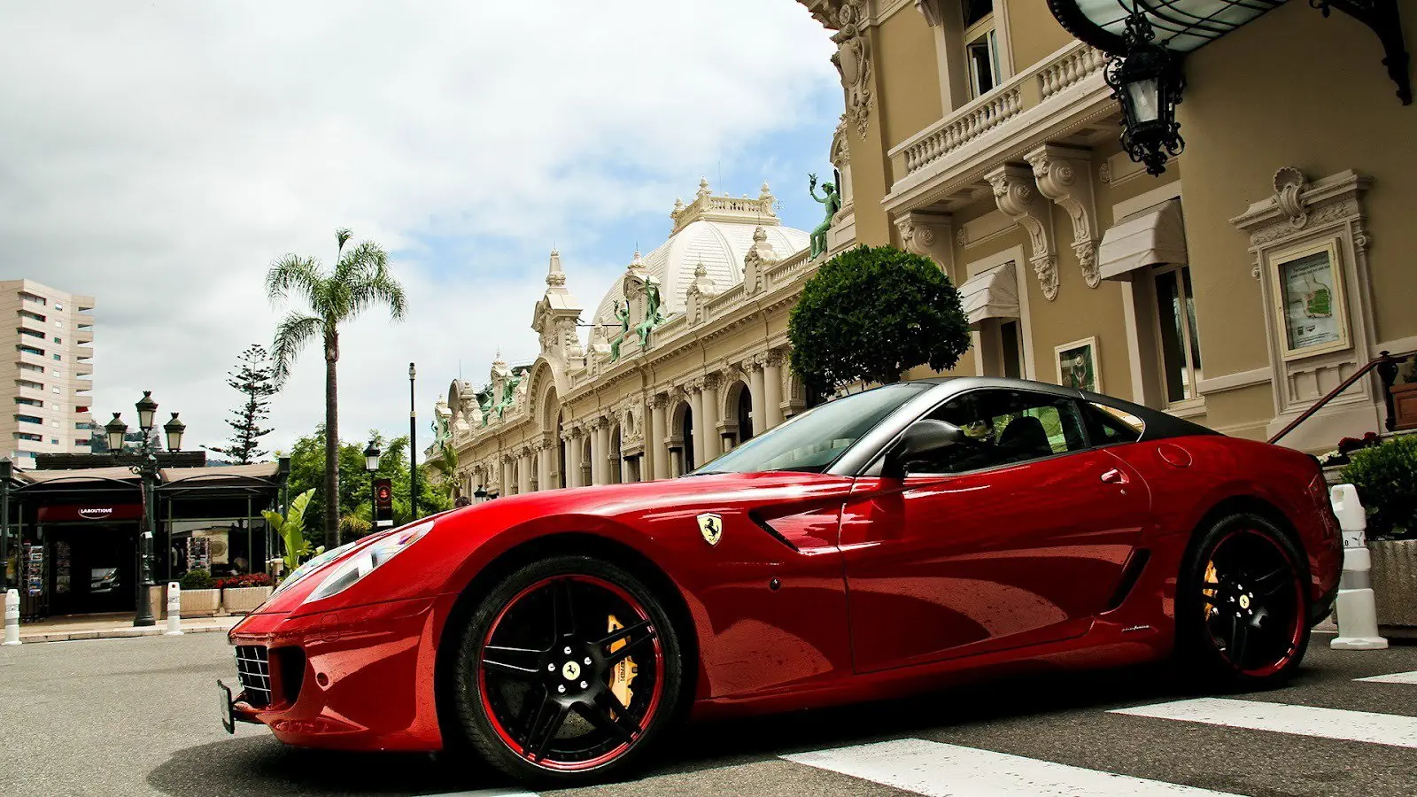 Ferrari (compilado de imagenes)