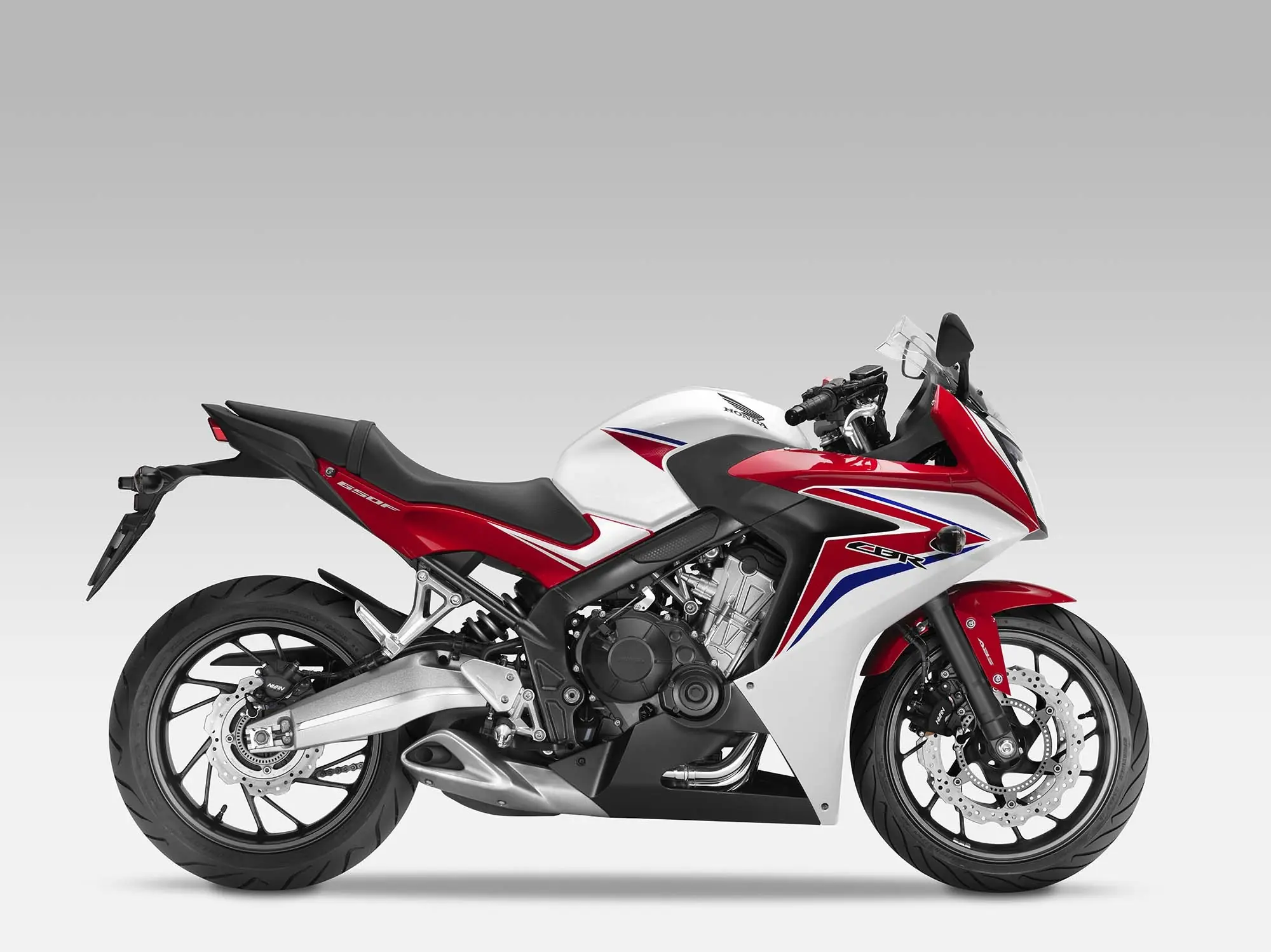 si te gustan las motos entra: nueva Honda CBR600F (2017)