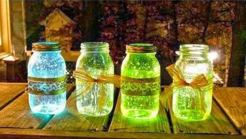 Crea tus frascos que brillan en la oscuridad