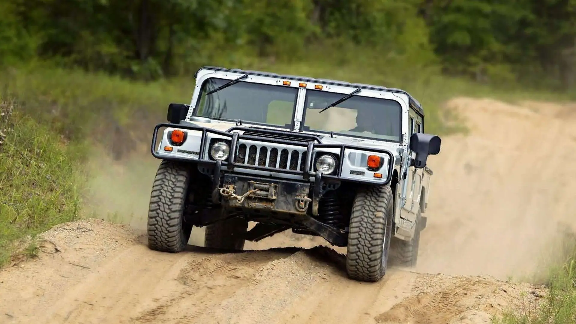 +5 si te gusta el Hummer H1