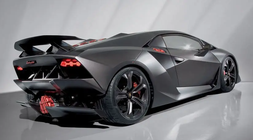 para coleccionistas: se vene un Lamborghini Sesto Elemento