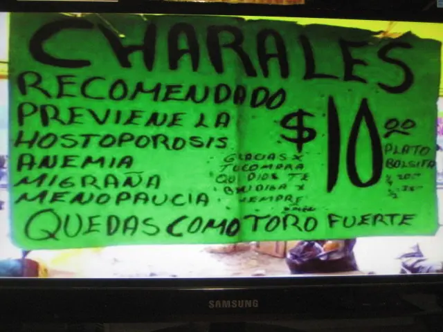 Quién necesita de los médicos con estas eminencias!!