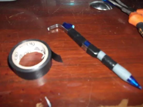 Fabrica una máquina para tatuar