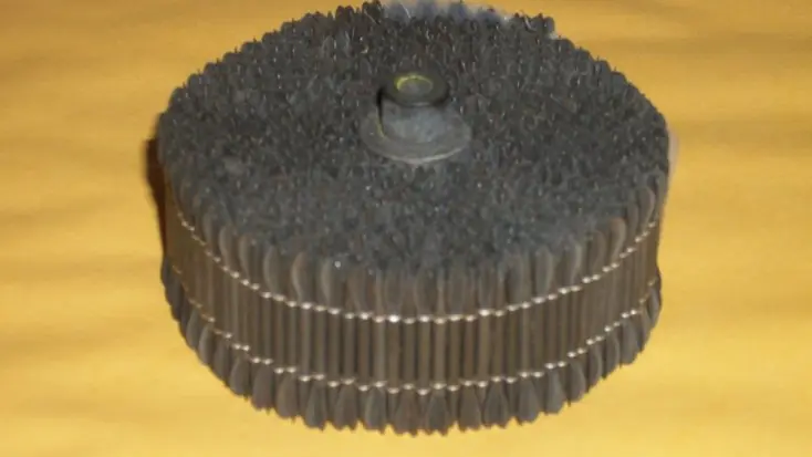 Que lanzaban los aviones antes de la invención de la bomba?