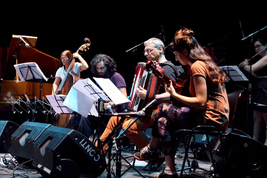 Oportunidad para musicos compositores Oportunidad para musicos compositores
