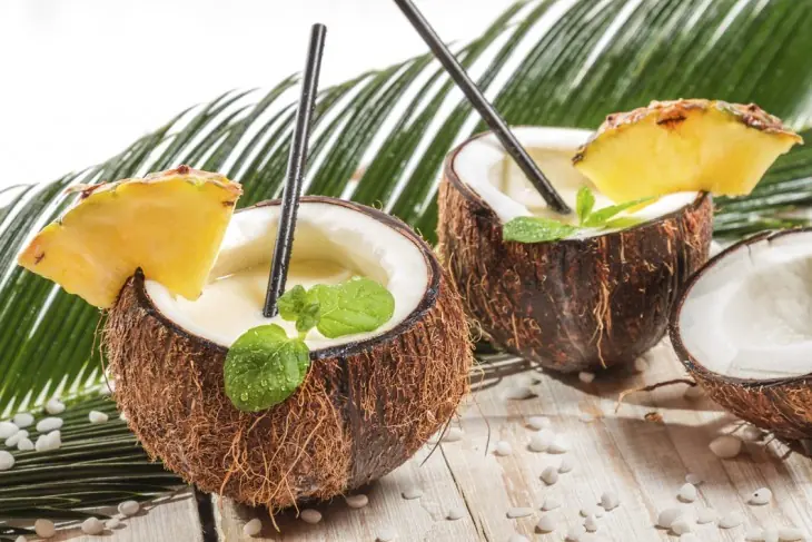 20 Extraños remedios para las resacas alrededor del mundo