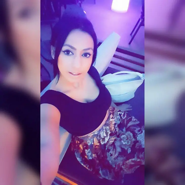 Noticiero la contrató porque llegó casi Topless al casting