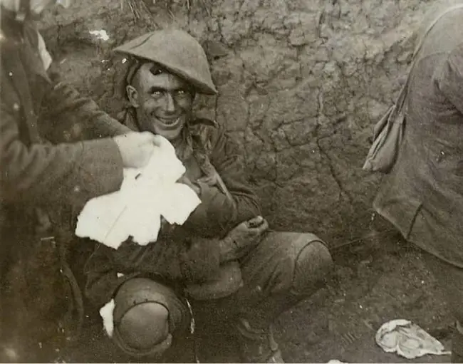 Fotos más extrañas que la ficción; esconden macabra historia