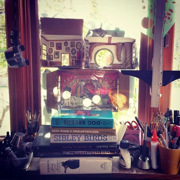 Creó casitas miniatura para aves y este es el resultado